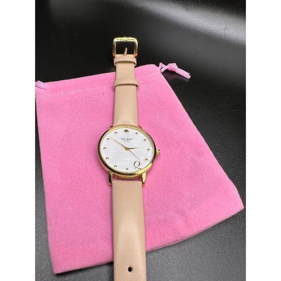 Kate Spade Q Watch - Picture 1 of 5